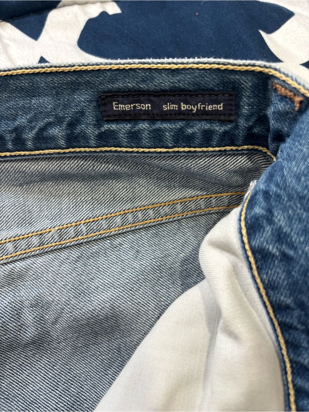 Citizens Of Humanity Light Blue Straight-Leg Jeans - Picture 5 of 11
